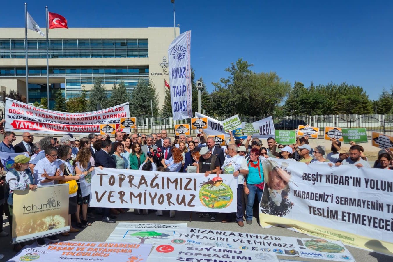 AYM ‘Toprağımızı Vermiyoruz’ davasını yarın görüşecek