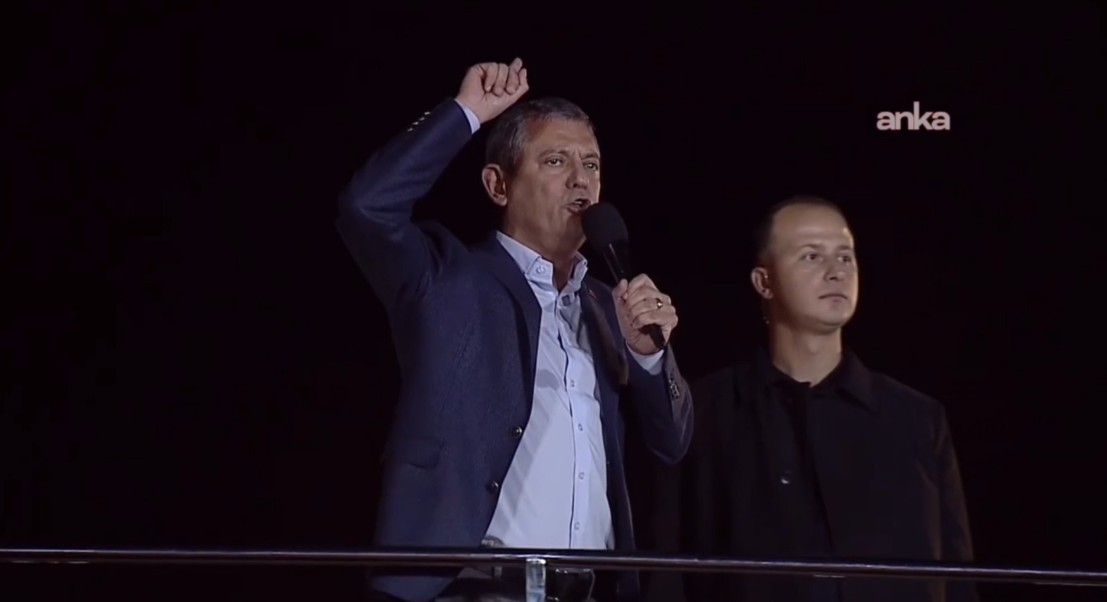 CHP’nin Sarıyer mitingi | Özgür Özel: AK Parti iktidarı düşene tekme vuran iktidardır
