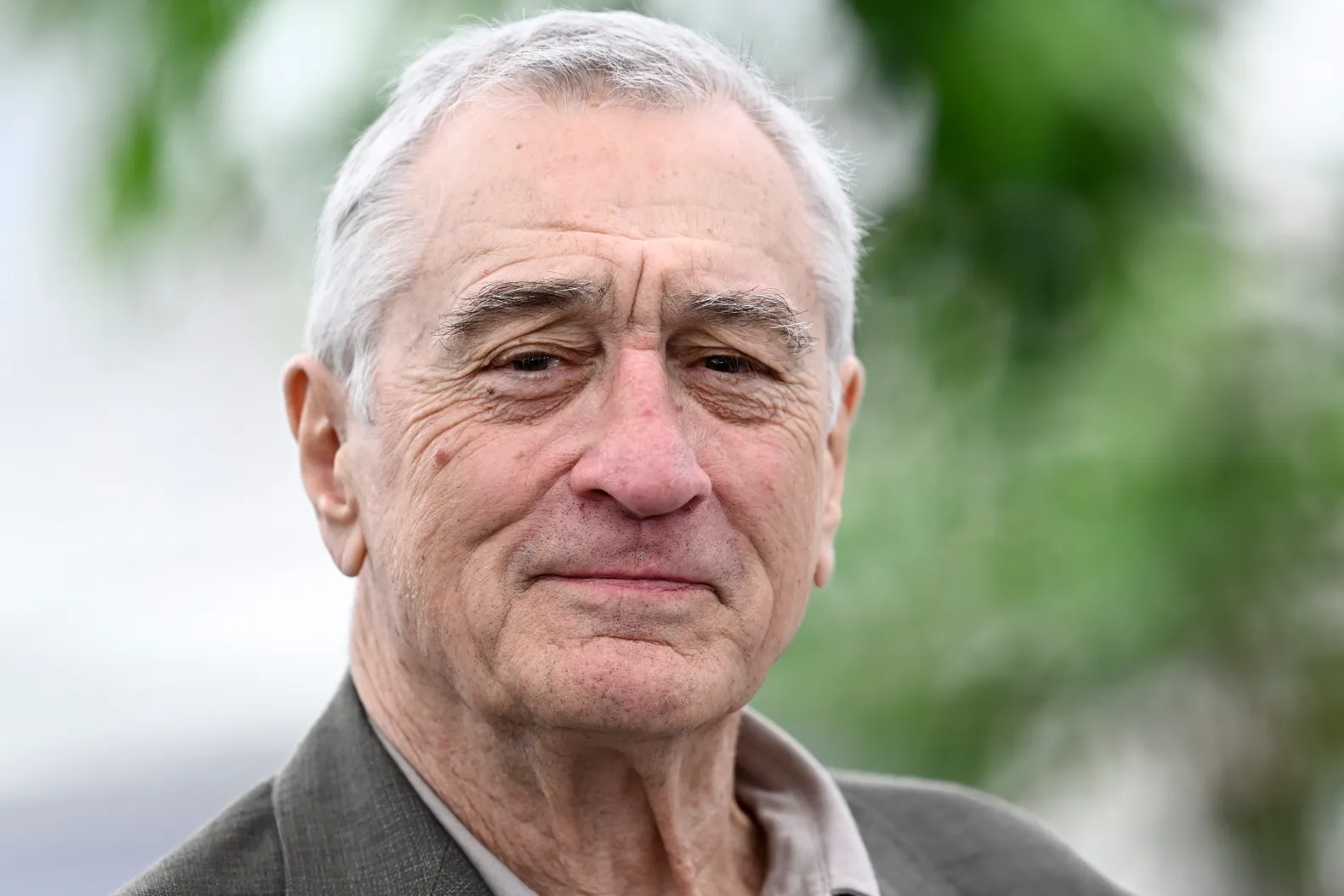 Robert De Niro’dan Trump karşıtı protestolara devam çağrısı: Onunla yüzleşmeli, mücadele etmeli