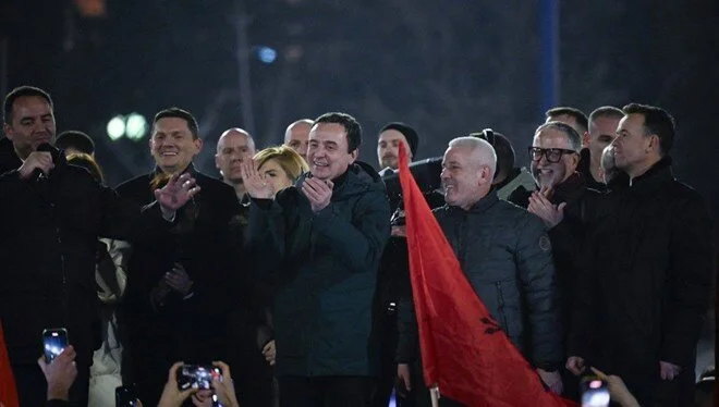 Kosova’da yeni hükümete güvenoyu çıkmadı
