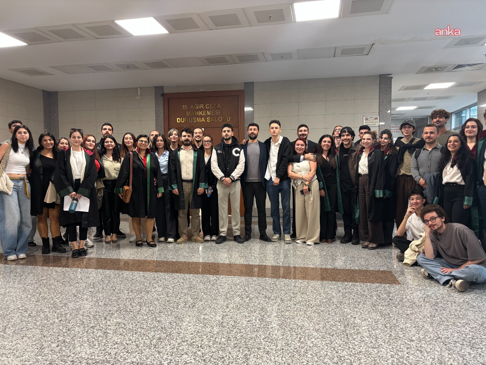 19 sanıklı ‘Duran Adam’ davasının duruşmasında cübbe krizi