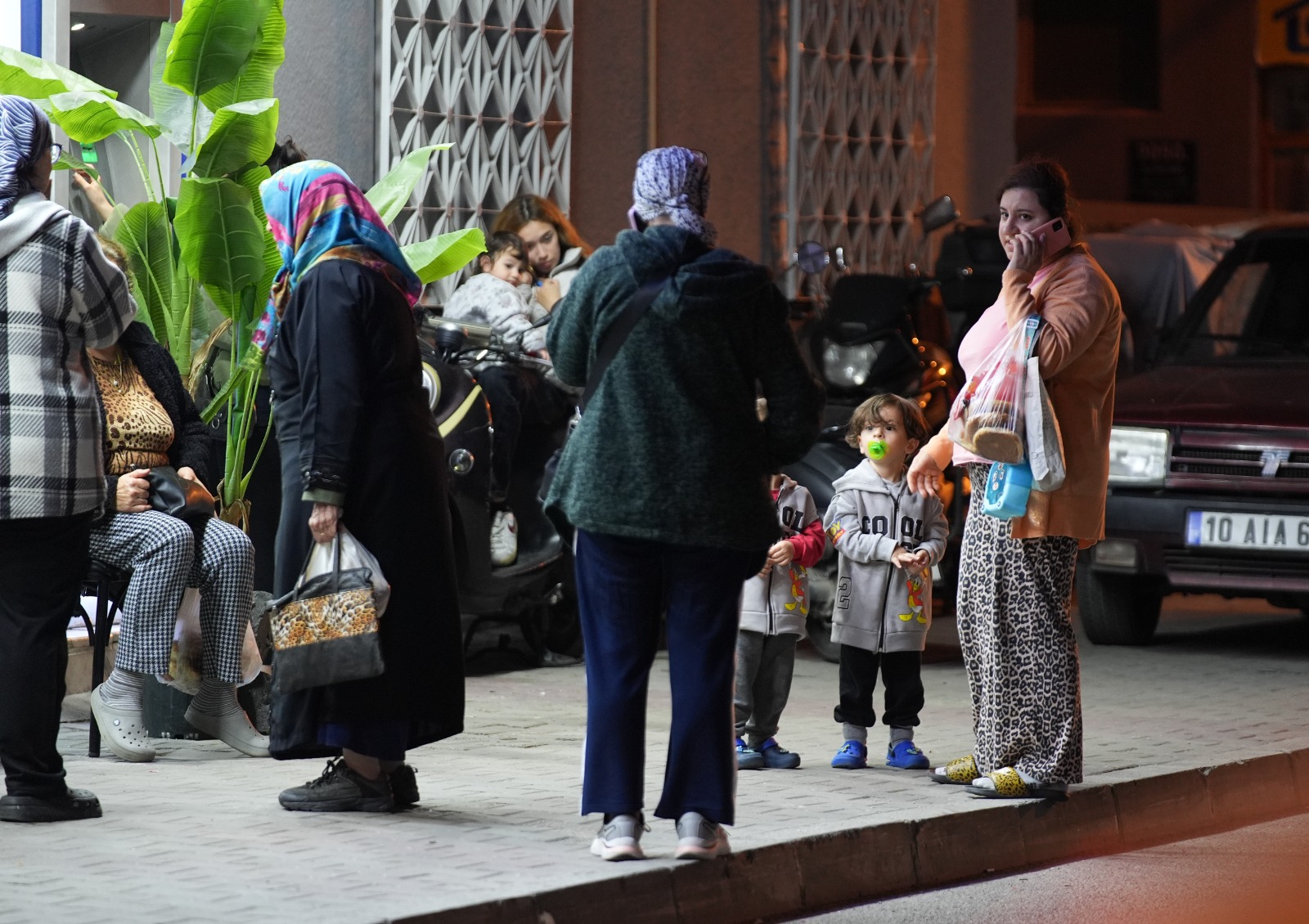 Balıkesir’de 6,1 büyüklüğünde deprem