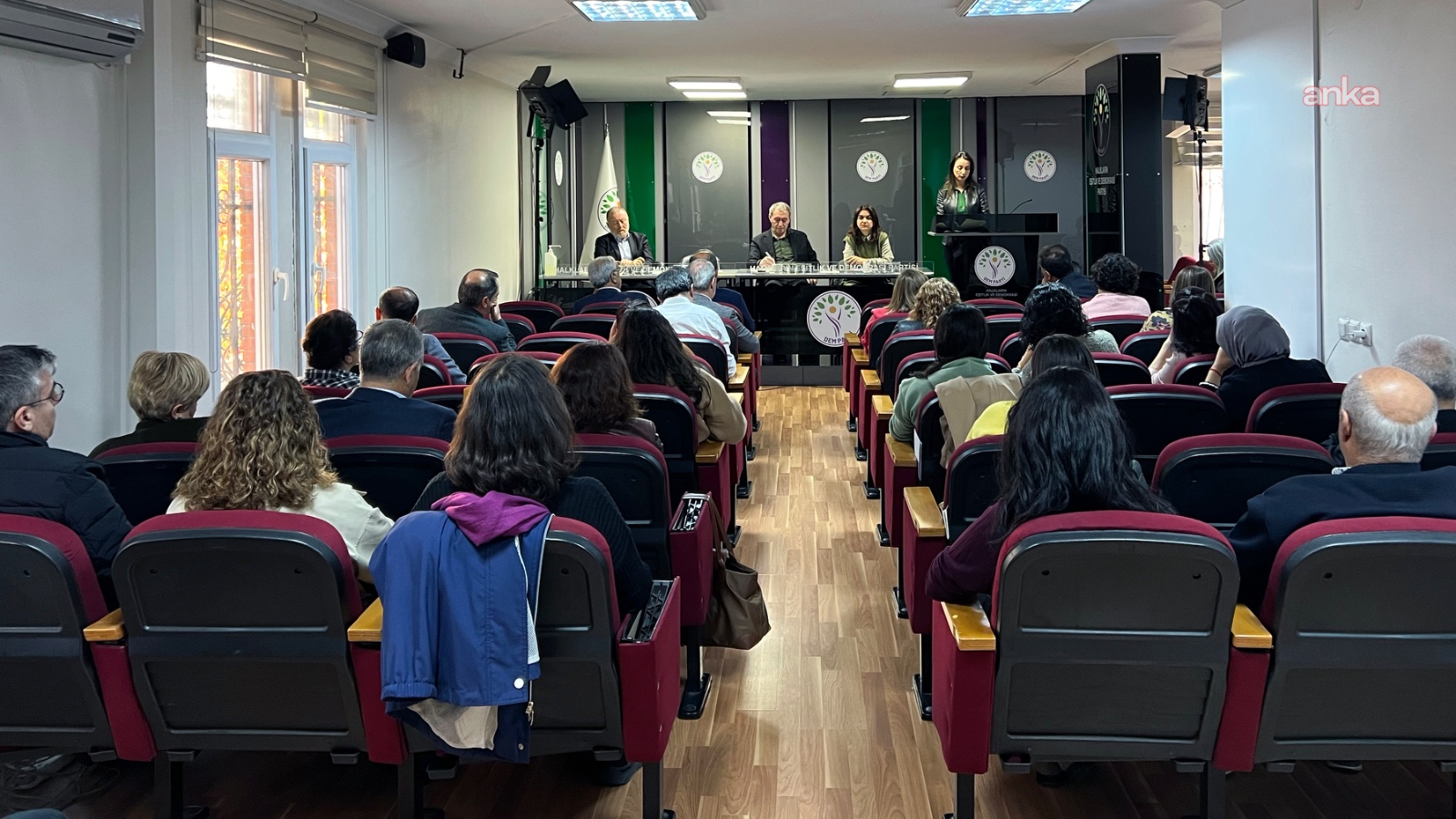 DEM Parti’de gündem ‘süreç’: Milletvekilleri Genel Merkez’de toplandı