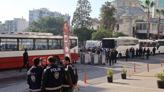 Akdeniz Belediyesi davası: Kayyım halk iradesine düşman, hastalıklı bir zihniyettir