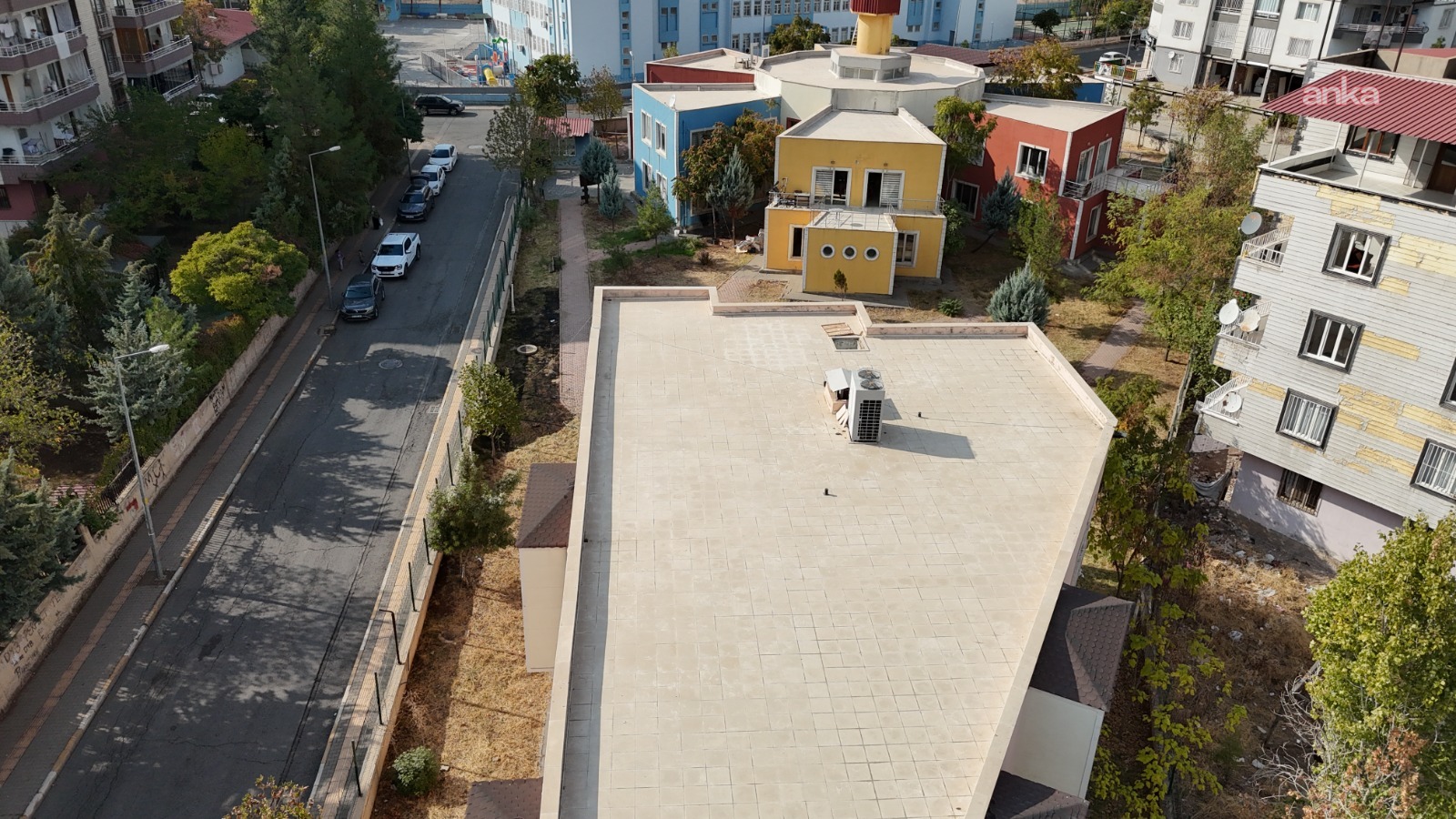 Kayyımın vakfa devrettiği 100 milyon liralık bina bin liraya kiralanmış: Tahsis iptal edildi