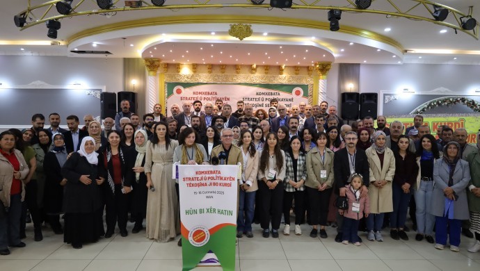 Dil çalıştayında Kürtçenin statüsü için seferberlik çağrısı