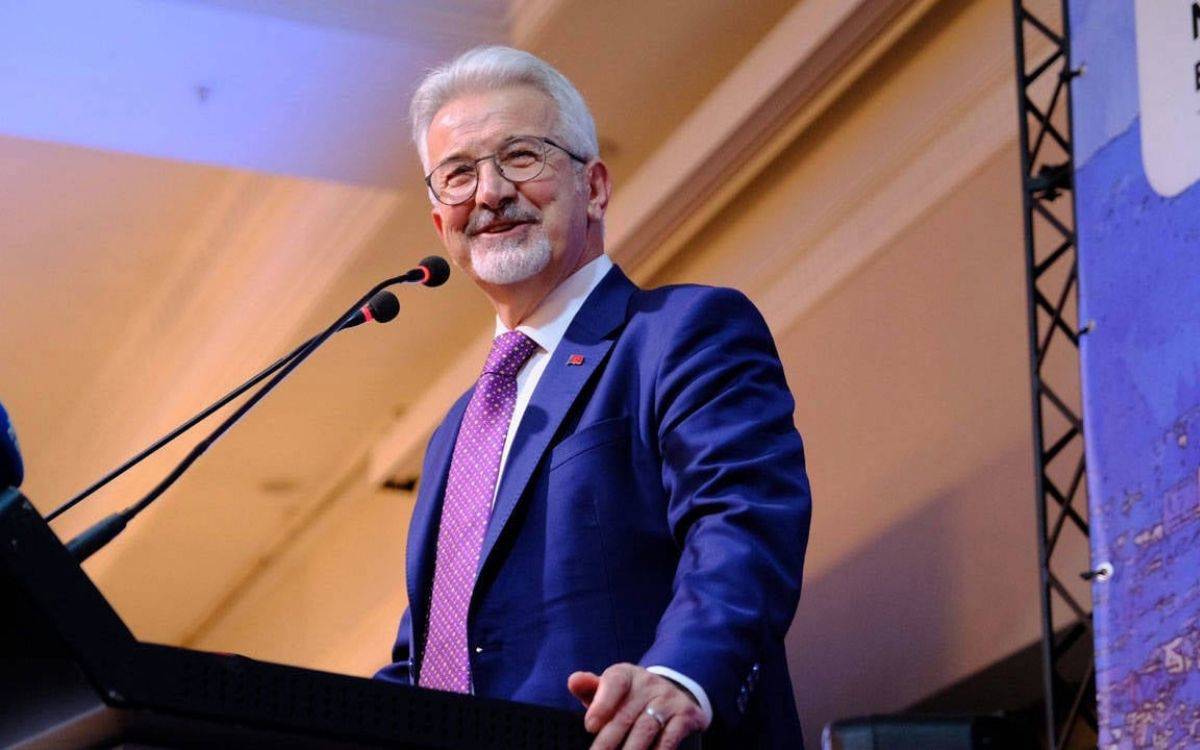 Eski Nilüfer belediye başkanı Turgay Erdem dahil 15 kişi tutuklandı