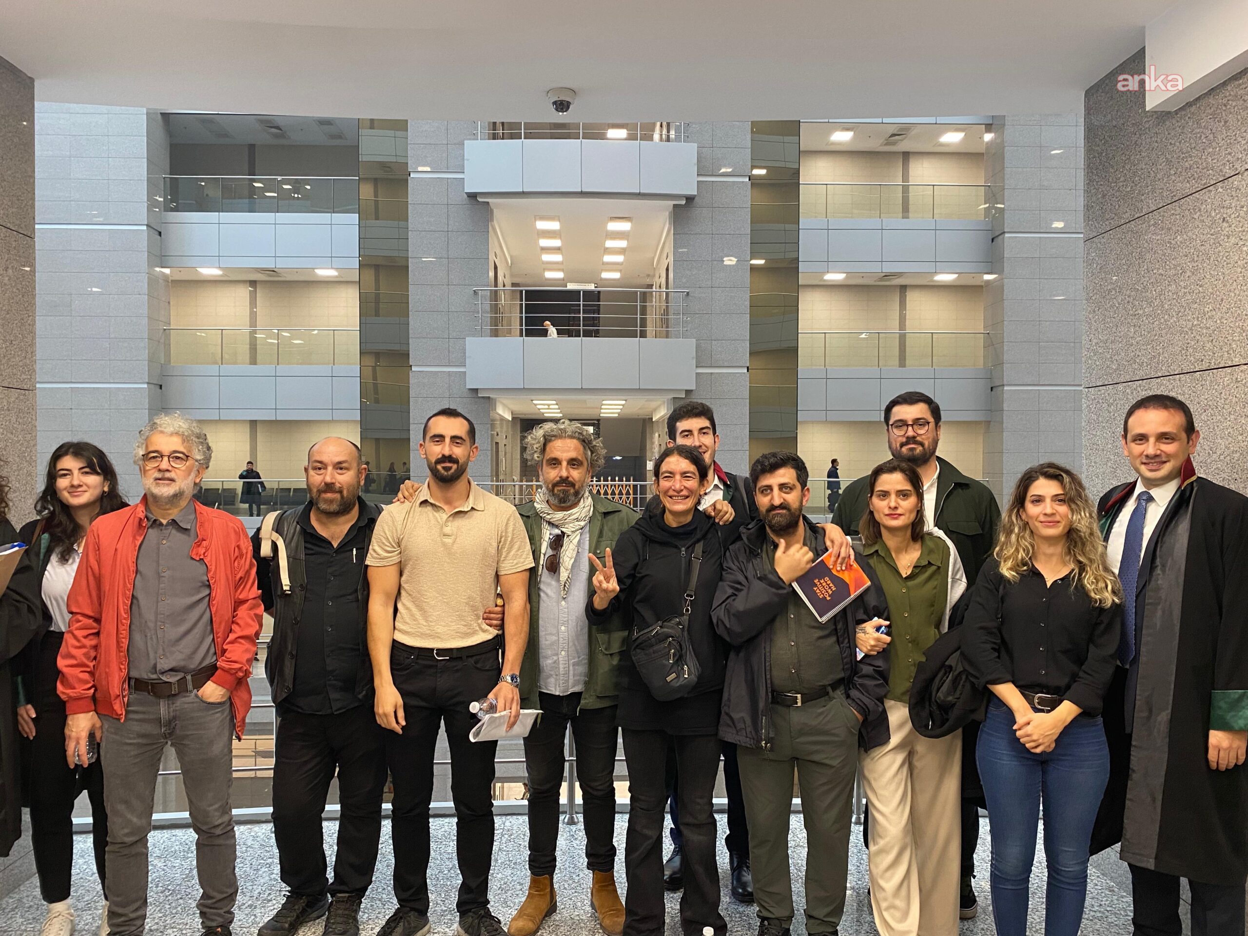 Çağlayan’da Saraçhane mesaisi:  Saraçhane davası: Gazeteciler, avukatlar ve gençler hakim karşısına çıktı