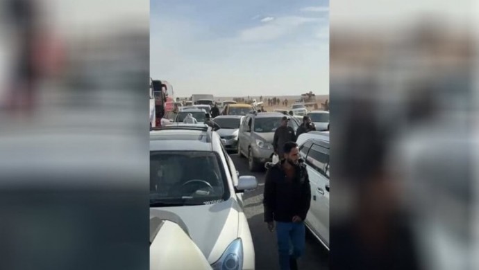 Geçiş hükümeti Tabka-Selemiye yolunu bir kez daha kapattı