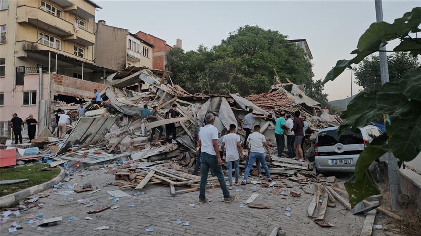 Belediye Başkanı Sak: Sındırgı büyük bir afetle karşı karşıya, afet bölgesi ilan edilmeli