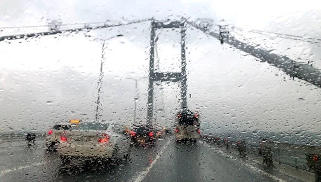 İBB’den İstanbul için sağanak yağış uyarısı