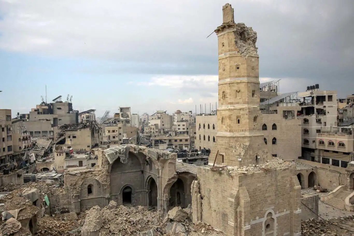 İsrail ateşkesi ihlal ediyor: Han Yunus ve Gazze kentine saldırı