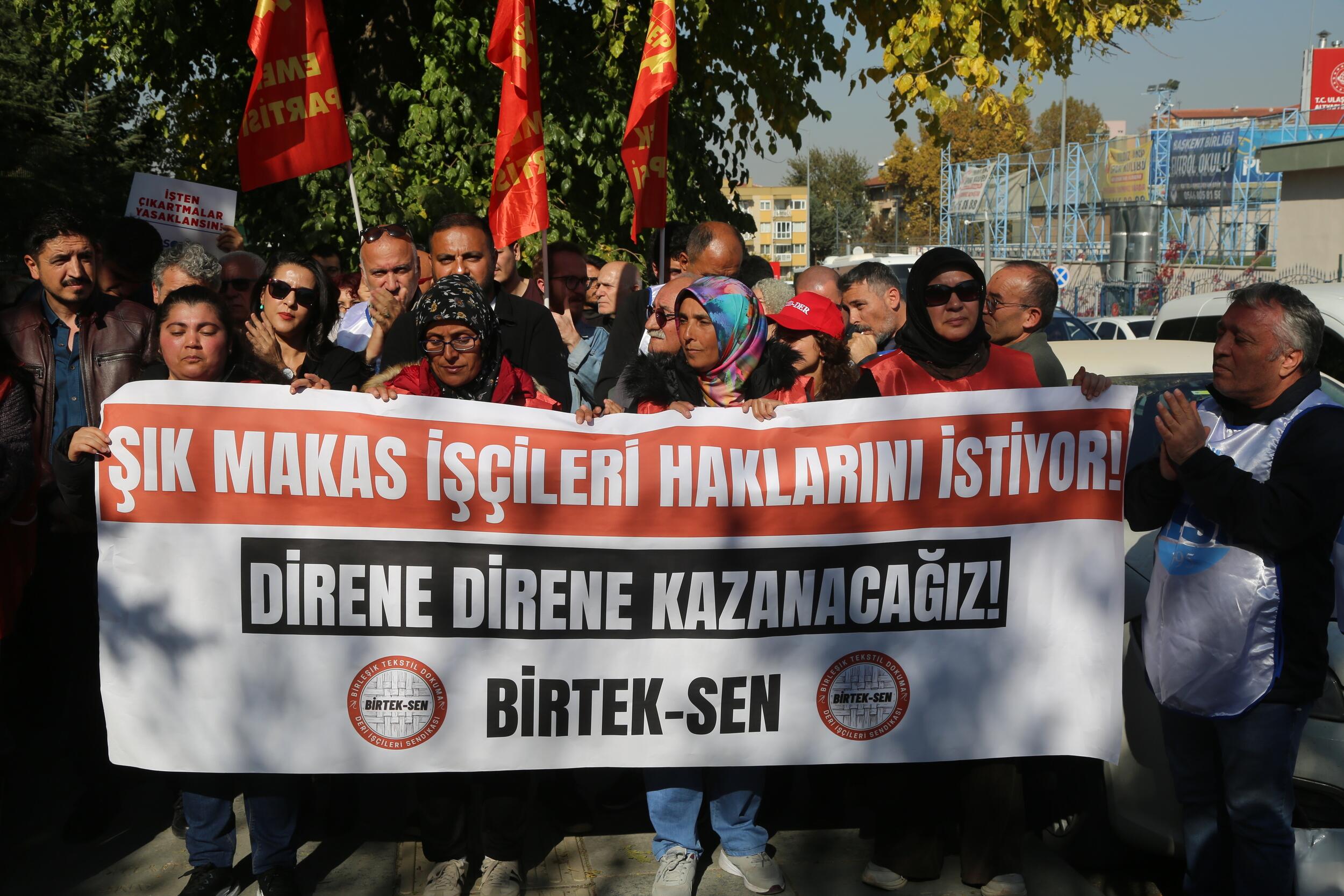 CRS Şık Makas Tekstil işçilerinin eylemi sürüyor