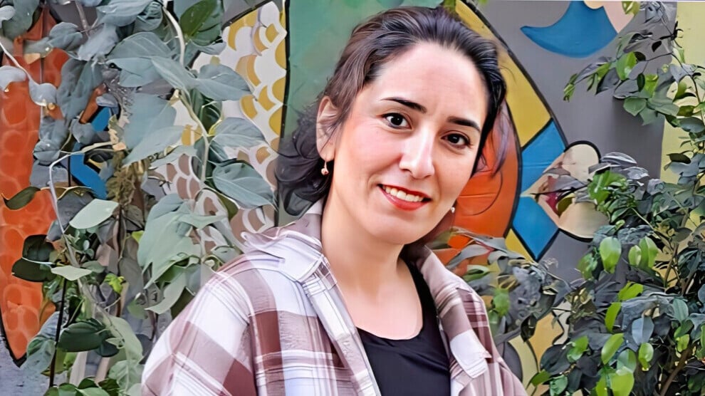 İran’da ilkokul öğretmeni Füruğ Hüsrevi’ye 15 yıl hapis cezası