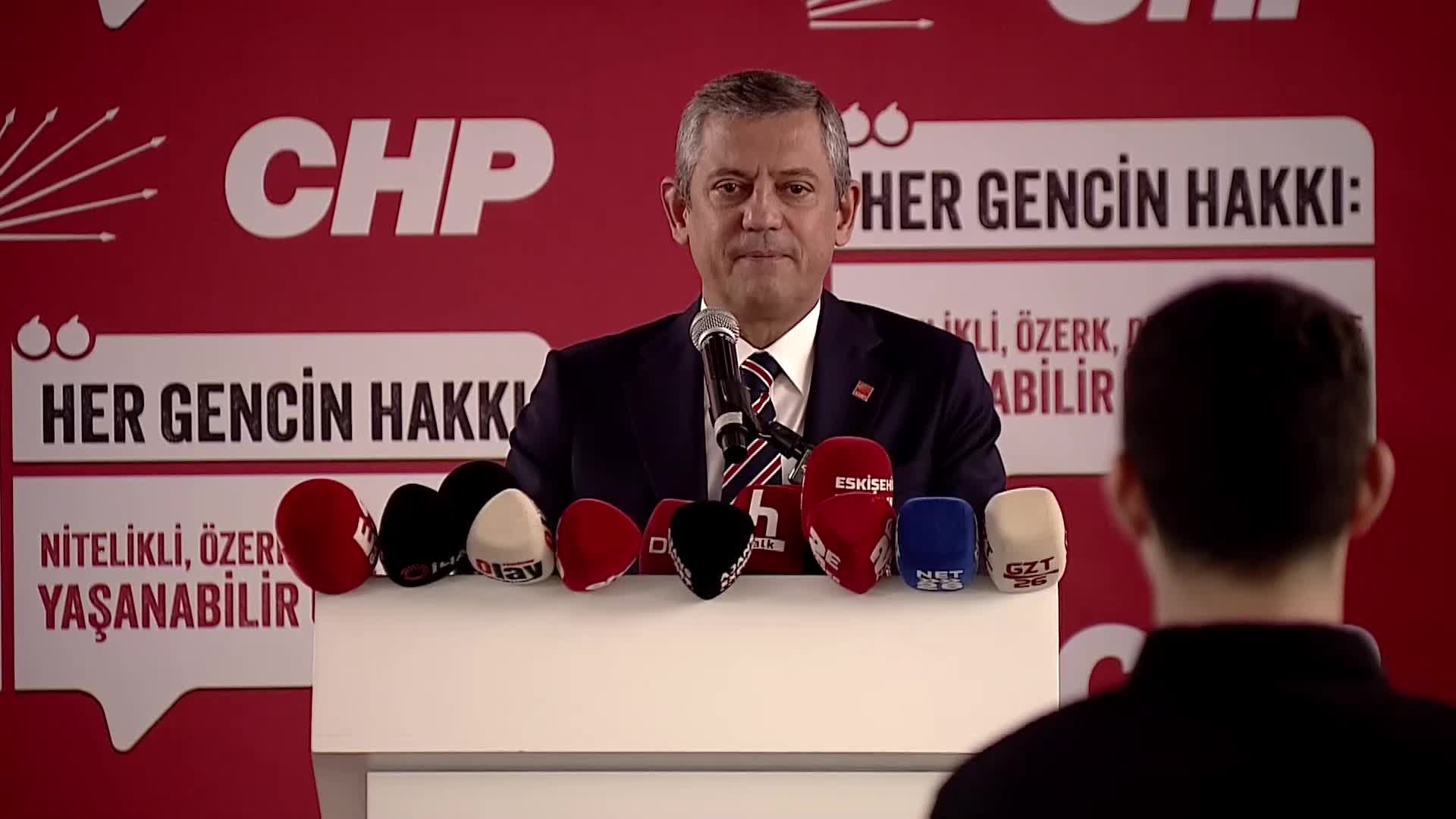 Özgür Özel: Şu anda memlekette anayasa askıda