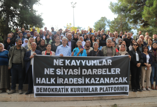 4 Kasım protestoları: Tutuklu siyasetçileri serbest bırakın, kayyım politikalarına son verin
