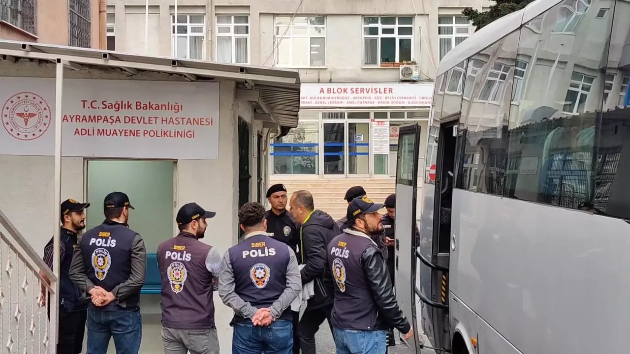 Futbolda bahis soruşturması: 17’si hakem 19 kişi adliyeye sevk edildi