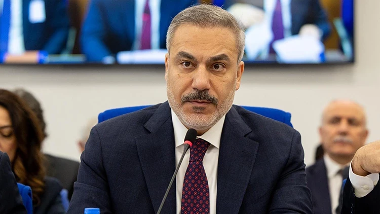 Fidan: Suriye’de silahlı gruplar birleşik bir ordu çatısı altında bir araya getirilmeli