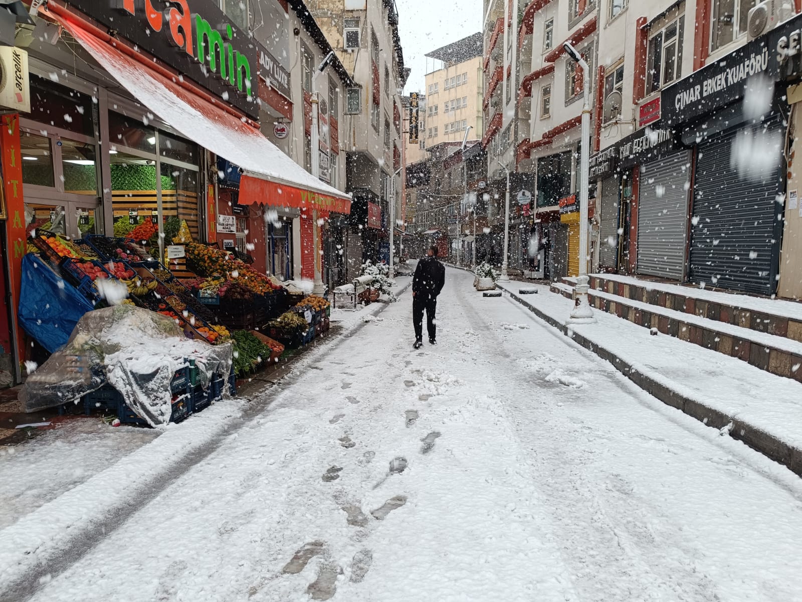 Yeni haftada don etkisi: 56 il için kar uyarısı