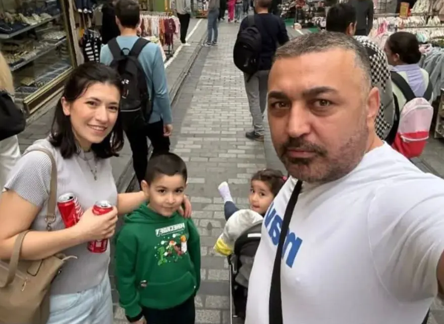 İstanbul’da zehirlenen Böcek ailesinde baba da çocuklarının yanına defnedildi