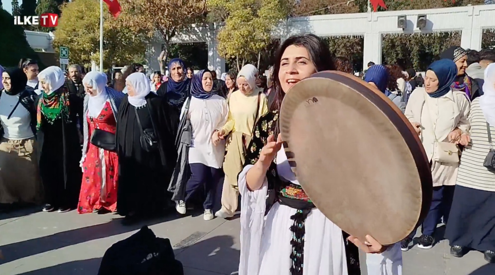 Bakırköy’de kadınlar buluştu: Barış ve özgürlük için