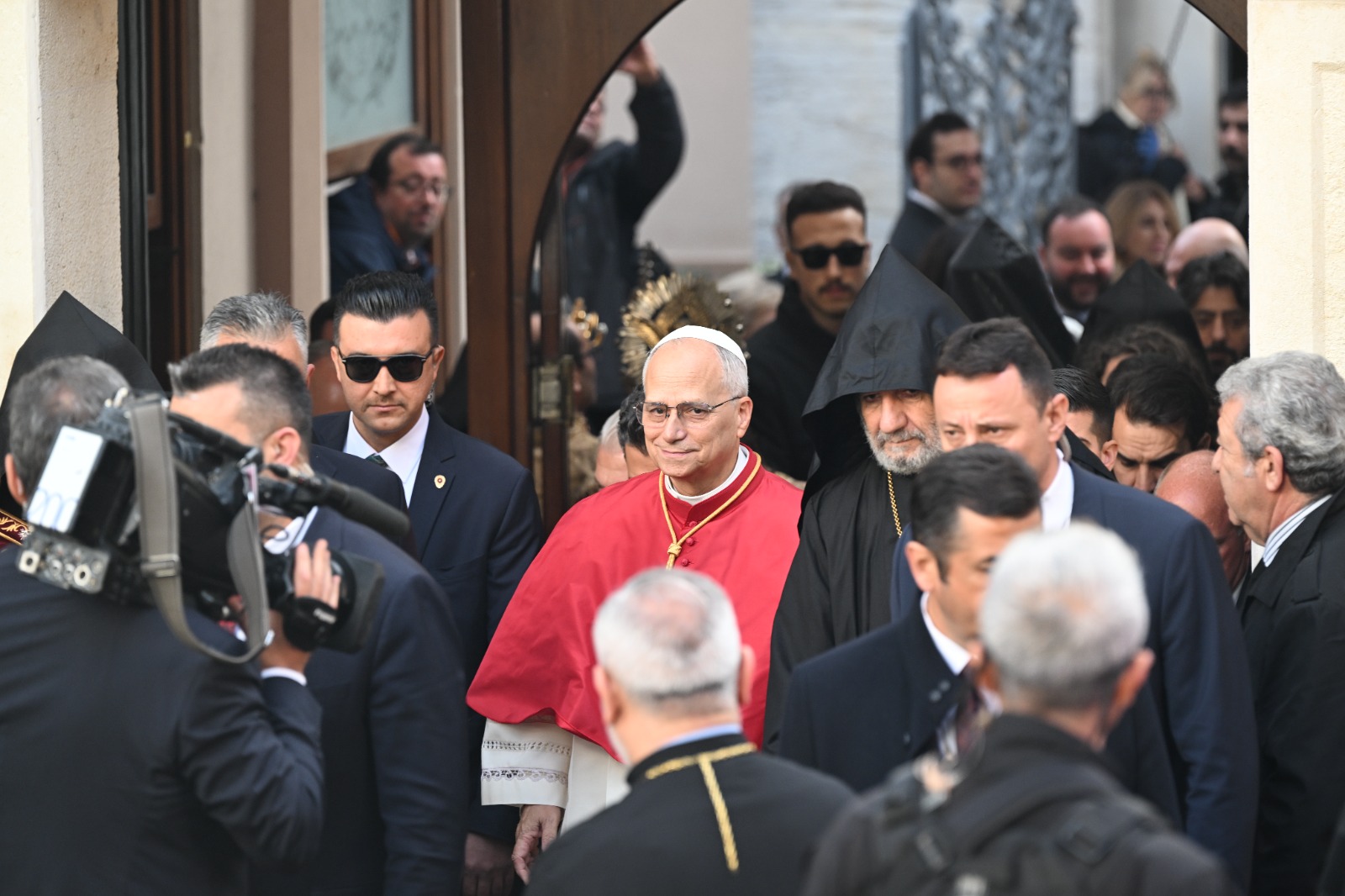 Papa 14. Leo, Ermeni Apostolik Katedrali’nde