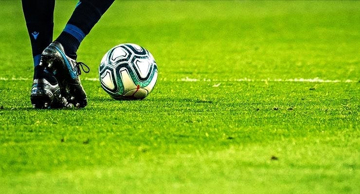 Futbolda bahis yolsuzluğu büyüyor: TFF bahis oynayan futbolcuları açıkladı, 2’nci ve 3’üncü Lig maçları 2 hafta süreyle ertelendi
