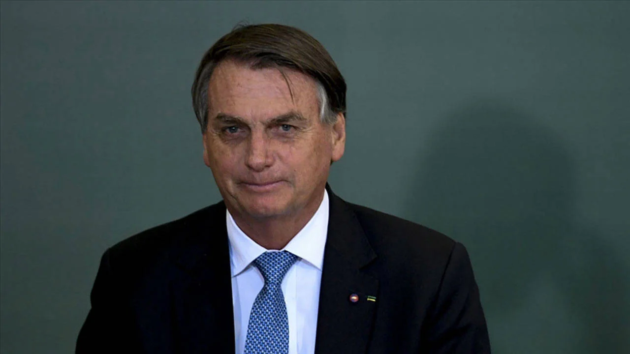 Eski Brezilya Devlet Başkanı Bolsonaro cezaevine girdi