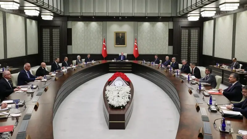 Kabine bugün toplanıyor: Gündem süreç