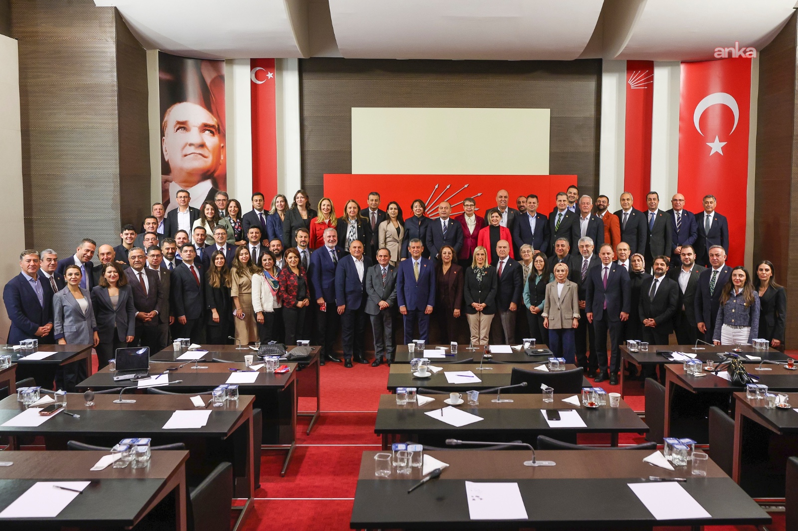 CHP, kurultay öncesi son MYK ve PM toplantılarını tamamladı