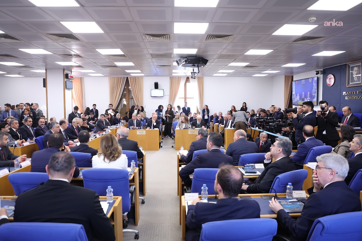 DEM ve İYİ Parti milletvekilleri arasında ‘Kürt illeri’ tartışması