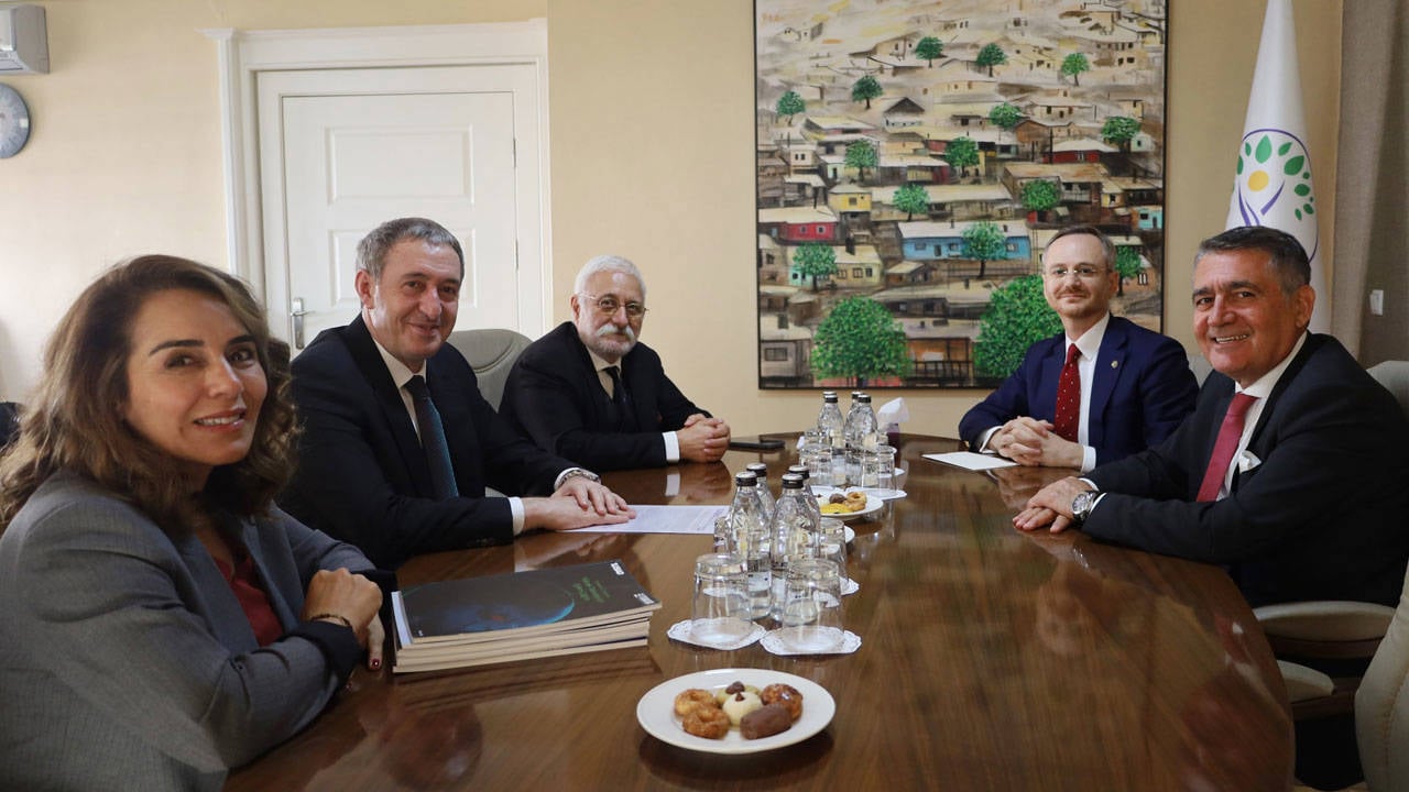 TÜSİAD heyetinden DEM Parti’ye ziyaret