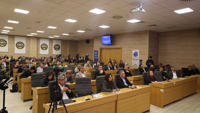 Diyarbakır’da ‘barış’ paneli:  Yasal ve kapsayıcı adımlar vurgusu