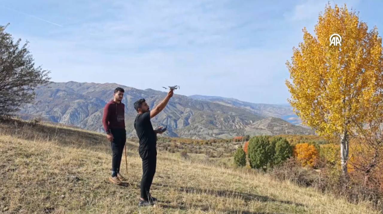 Diyarbakırlı genç köyün teknoloji kahramanı oldu: Dronuyla kayıp hayvanları buluyor
