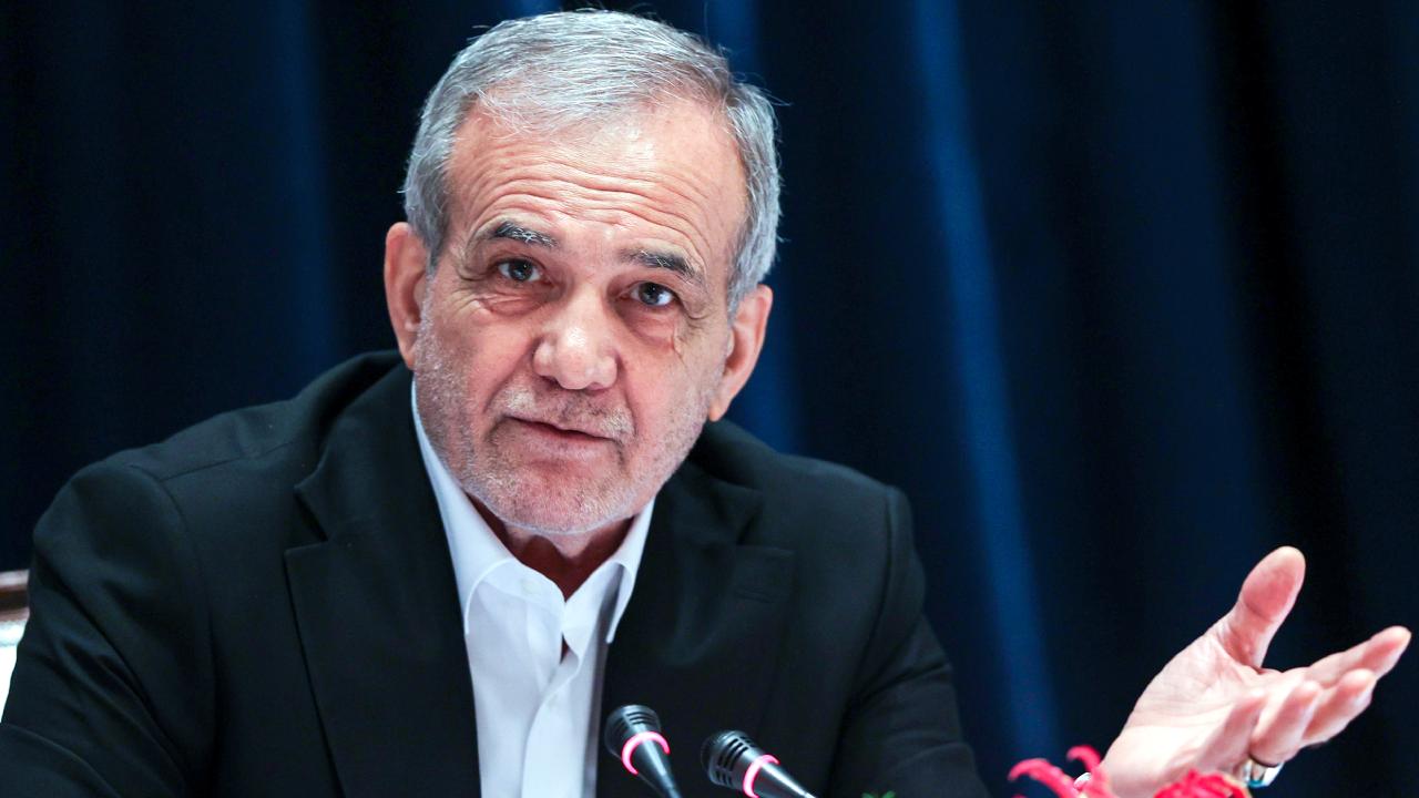 İran: Nükleer tesisleri daha büyük bir azimle yeniden inşa edeceğiz