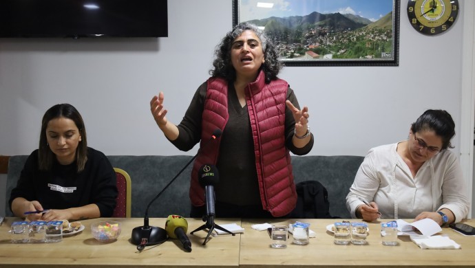 Kadınlar Barış Kürsüsü kuruyor | Sabahat Tuncel: Barış tercih değil, zorunluluk