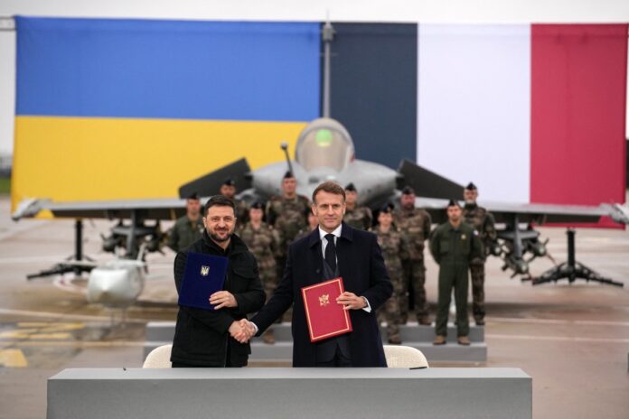 Zelenski ile Macron arasında ‘savunma’ anlaşması: Ukrayna Fransa’dan 100 adet Rafale uçağı alacak