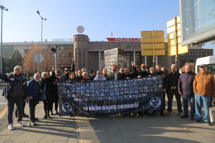 10 Ekim Aileleri 122’nci kez Gar’da: Savaş severliğinizi alt edeceğiz