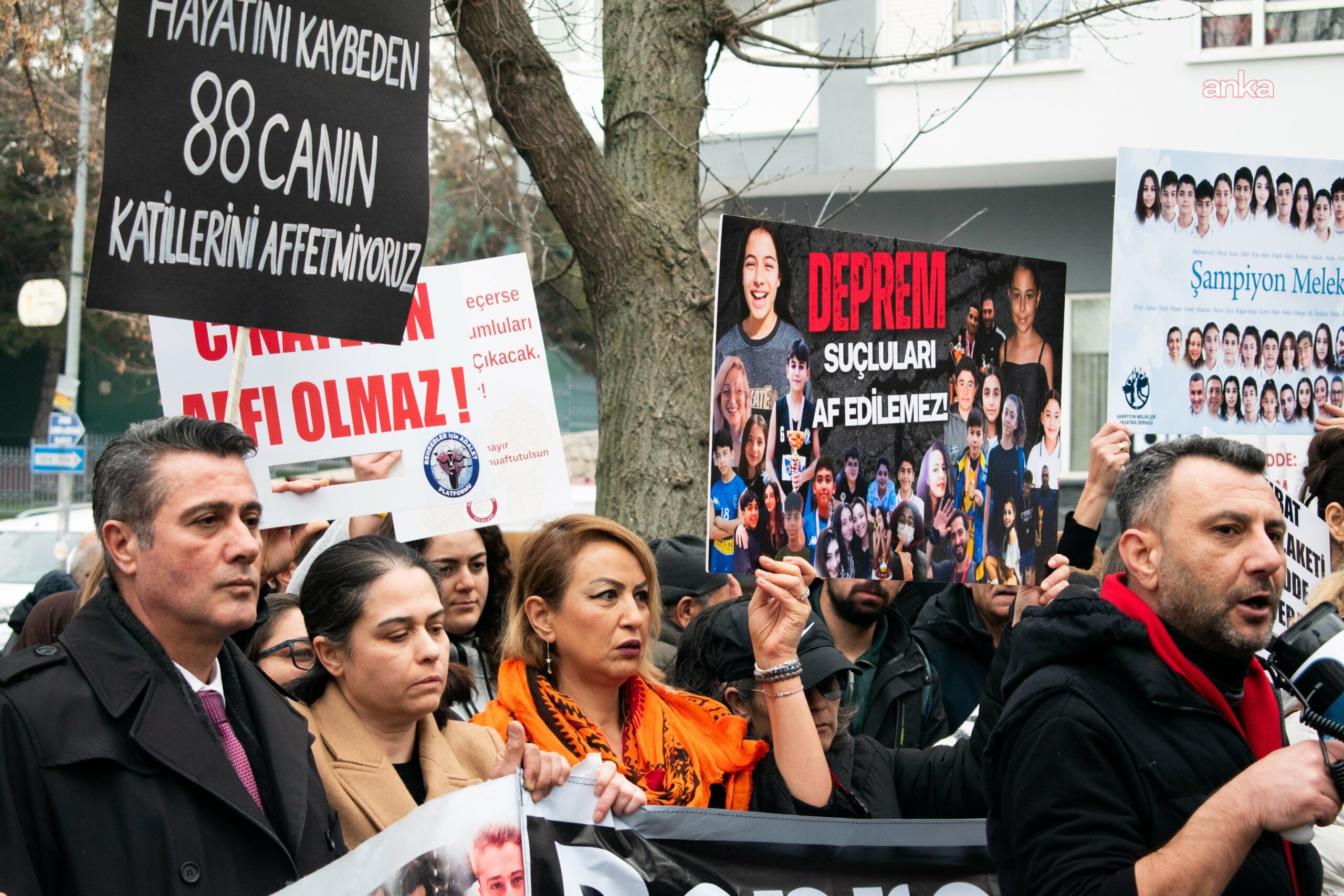 CHP, DEM Parti ve TİP milletvekillerinden 11. Yargı Paketi tepkisi