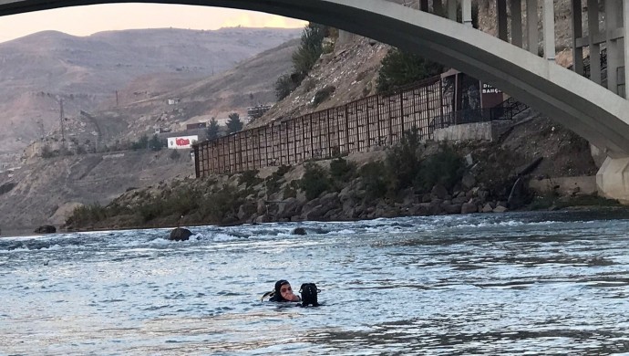 Dicle Nehri’nde akıntıya kapılan çocuğun cansız bedenine ulaşıldı