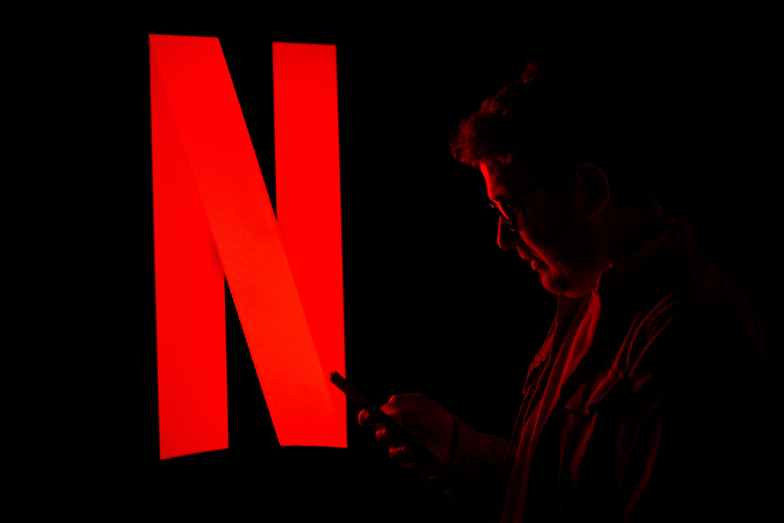 Trump, Netflix’in Warner Bros’u satın almasıyla ilgili karara dahil olacağını söyledi