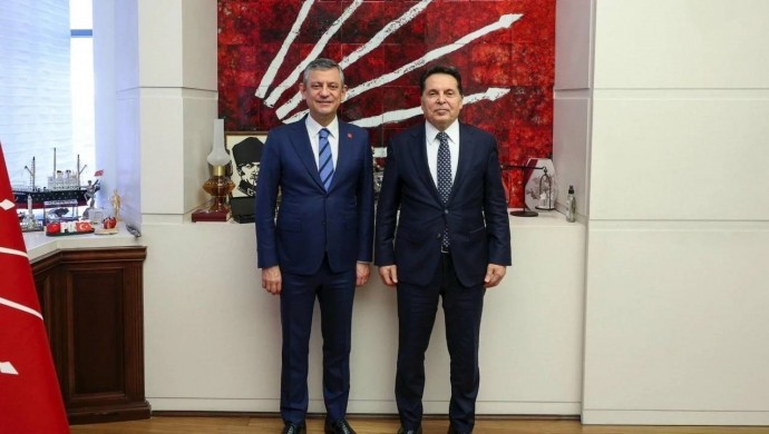 Ahmet Özer, Özel ile bir araya geldi: Barış ve demokrasi çabamız sürecek