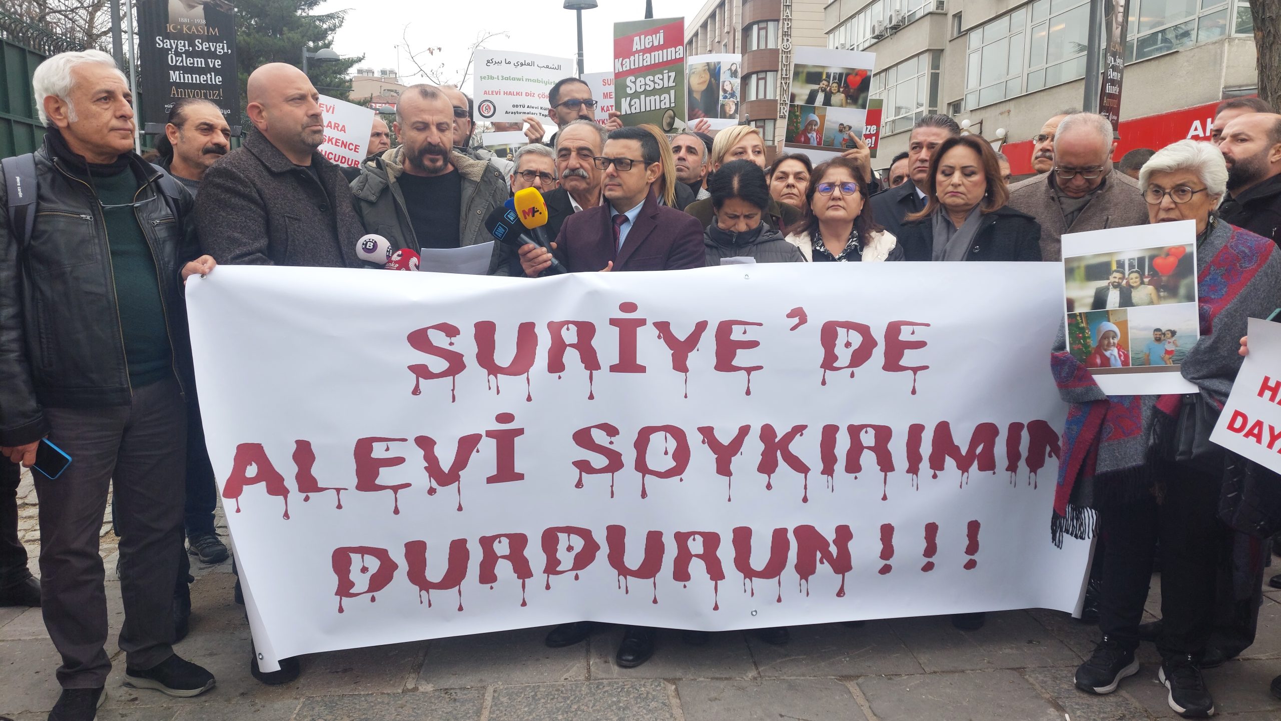 Suriye’deki Alevi katliamına tepki | Meclis önünde protesto, Dersim ve Berlin’de açıklama