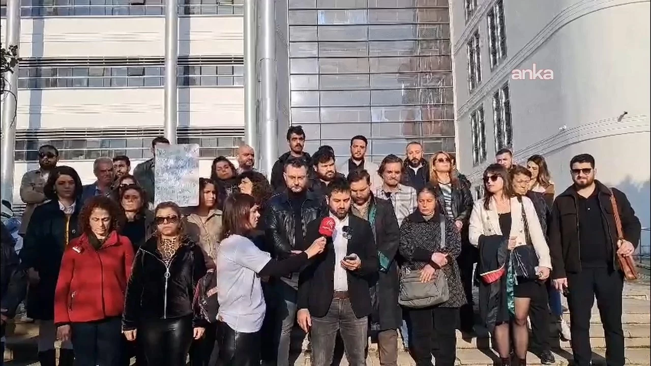 Hatay Adliyesi önünde 11’inci Yargı Paketi’ne tepki: Deprem suçluları affedilemez