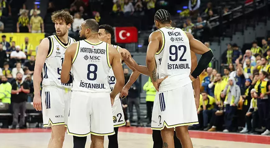 Olympiakos – Fenerbahçe Beko maçı yağmur nedeniyle ertelendi