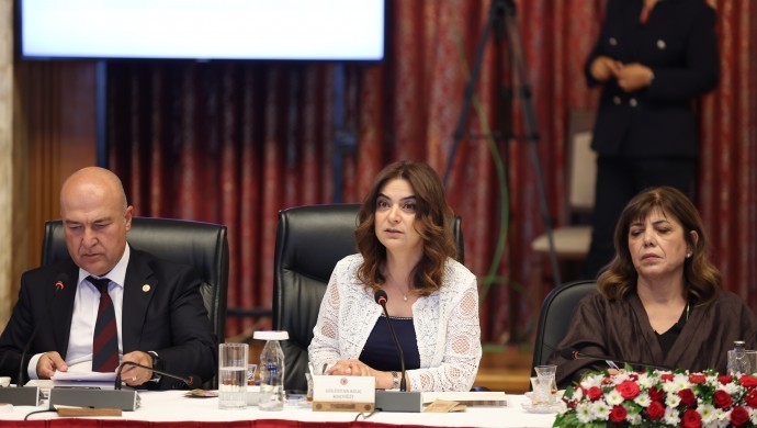 Gülistan Kılıç Koçyiğit’ten ‘ortak rapor’ açıklaması: Barışın hukuksal altyapısını oluşturmalı