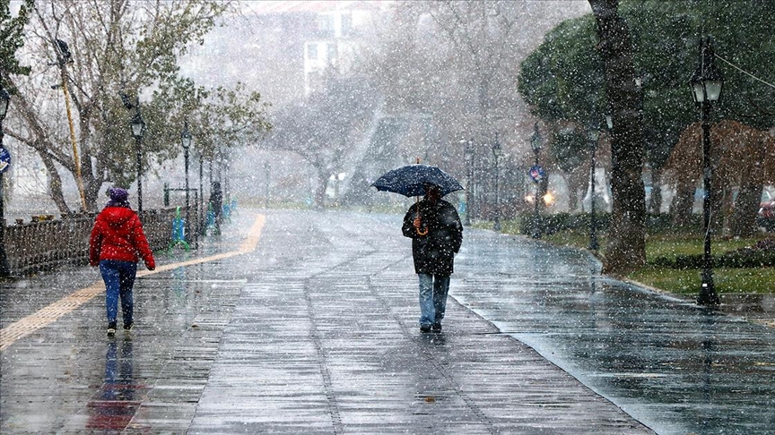 Meteoroloji açıkladı: 5 kent için kar alarmı, 4 bölgede yağış var