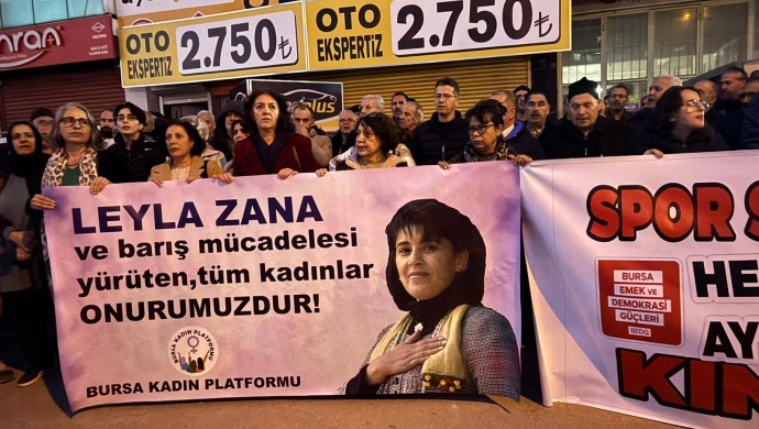 Bursa Kadın Platformu: Leyla Zana onurumuzdur