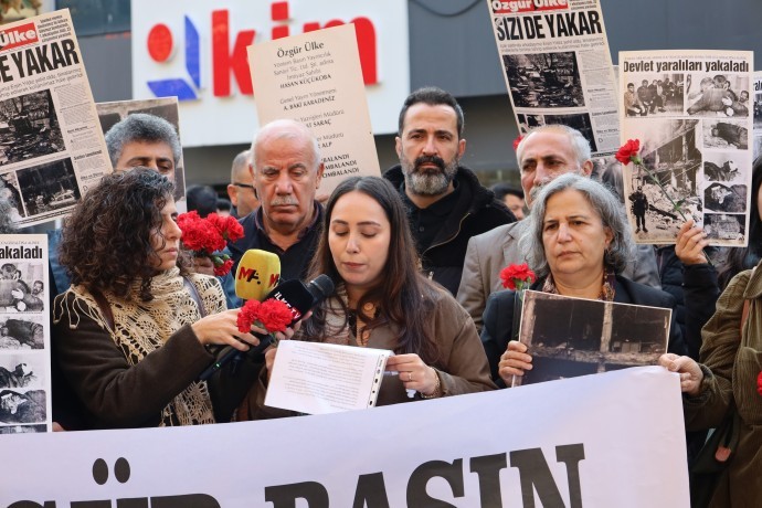 Özgür Ülke bombalanalı 31 yıl oldu: ‘Bir daha yaşanmaması için unutmama hakkımızı kullanıyoruz’