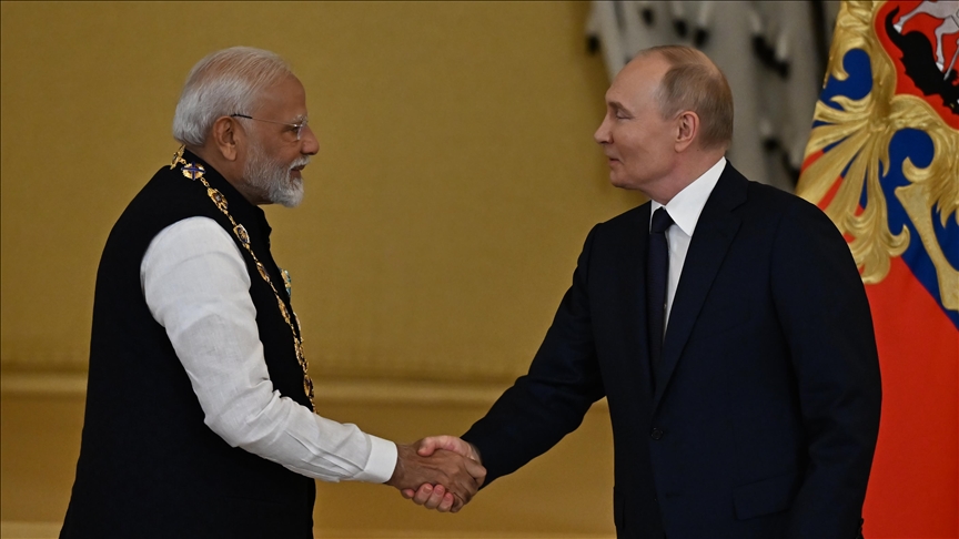 Putin ve Modi Delhi’de kritik zirvede bir araya geliyor